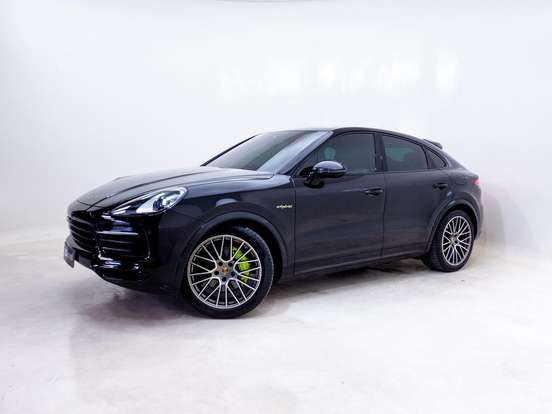 PORSCHE-CAYENNE-2022
