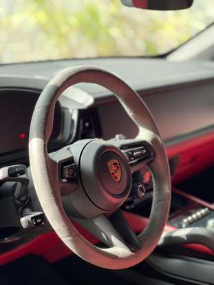 PORSCHE-CAYENNE-2024