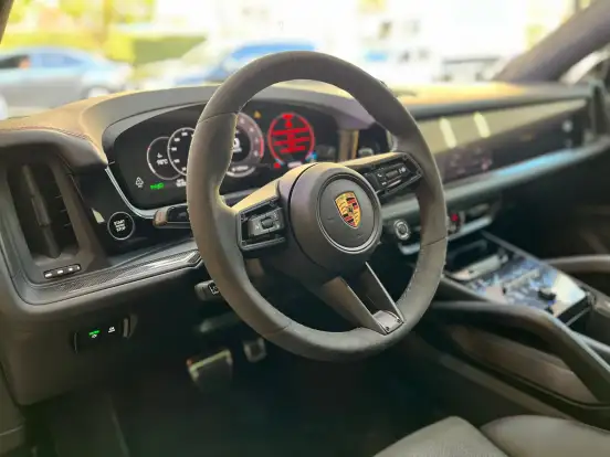 PORSCHE-CAYENNE-4.0 V8 GASOLINA GTS COUPÉ AWD TIPTRONIC S PORSCHE-CAYENNE-2025