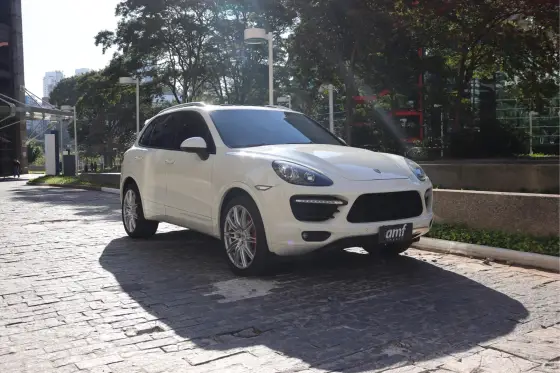 PORSCHE CAYENNE 4.8 4X4 V8 32V TURBO GASOLINA 4P TIPTRONIC