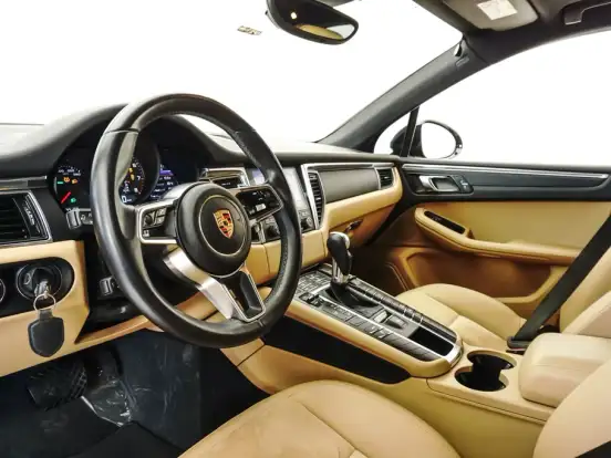 PORSCHE-MACAN-2.0 16V GASOLINA 4P AUTOMÁTICO PORSCHE-MACAN-2017