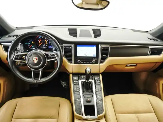 PORSCHE-MACAN-2.0 16V GASOLINA 4P AUTOMÁTICO PORSCHE-MACAN-2017