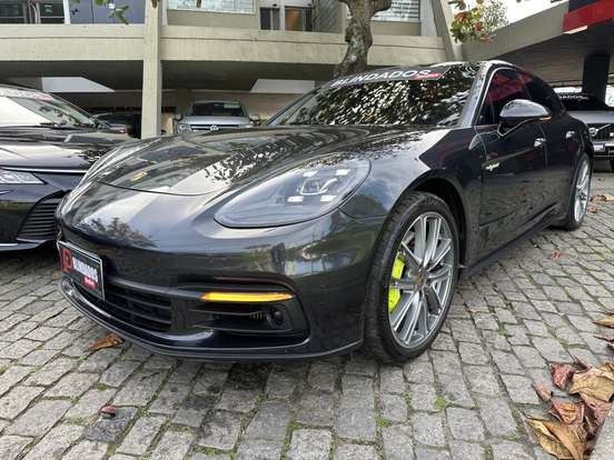 PORSCHE-PANAMERA-2020