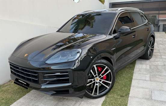 PORSCHE-CAYENNE-2024