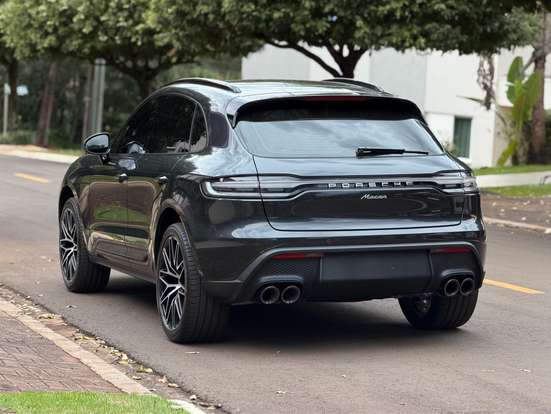 PORSCHE-MACAN-2023