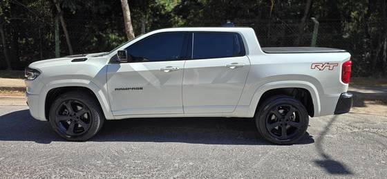 RAM RAMPAGE 2.0 HURRICANE 4 TURBO GASOLINA R/T 4X4 AUTOMÁTICO