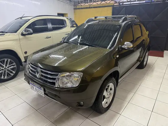 RENAULT DUSTER 2.0 DYNAMIQUE 4X2 16V FLEX 4P AUTOMÁTICO RENAULT DUSTER 2.0 DYNAMIQUE 4X2 16V FLEX 4P AUTOMÁTICO