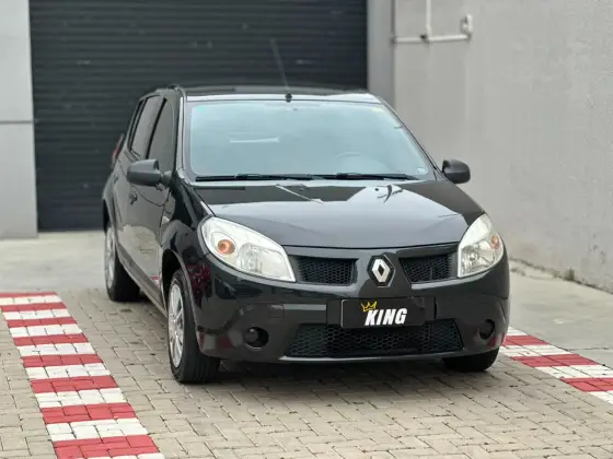 RENAULT SANDERO 1.0 EXPRESSION 16V FLEX 4P MANUAL RENAULT SANDERO 1.0 EXPRESSION 16V FLEX 4P MANUAL