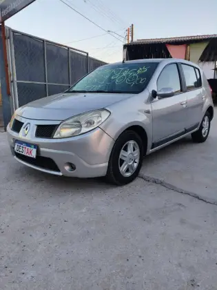 RENAULT SANDERO 1.6 PRIVILÉGE 16V FLEX 4P MANUAL RENAULT SANDERO 1.6 PRIVILÉGE 16V FLEX 4P MANUAL