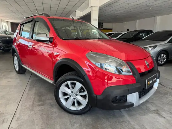 RENAULT SANDERO 1.6 STEPWAY 16V FLEX 4P MANUAL RENAULT SANDERO 1.6 STEPWAY 16V FLEX 4P MANUAL