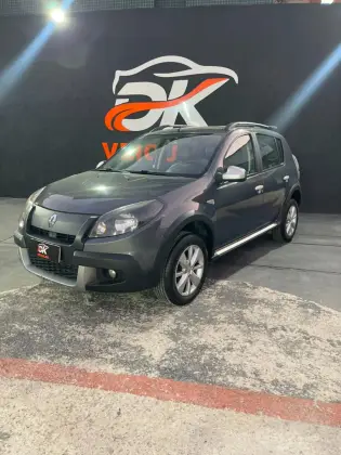 RENAULT SANDERO 1.6 STEPWAY 16V FLEX 4P MANUAL RENAULT SANDERO 1.6 STEPWAY 16V FLEX 4P MANUAL