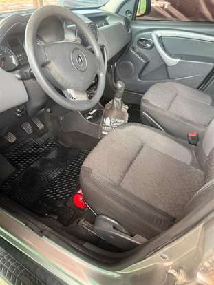 RENAULT-DUSTER-2014