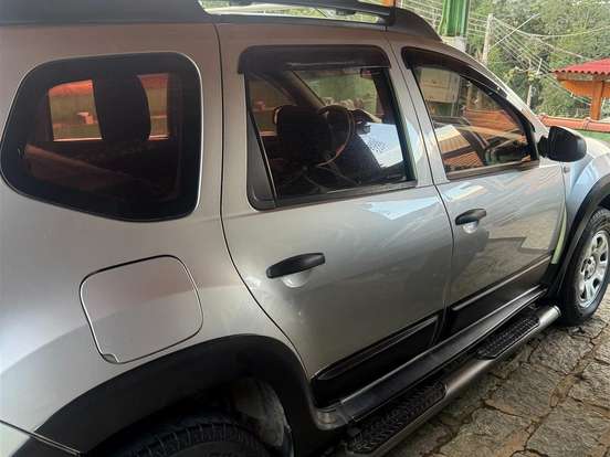 RENAULT-DUSTER-1.6 EXPRESSION 4X2 16V FLEX 4P MANUAL RENAULT-DUSTER-2014