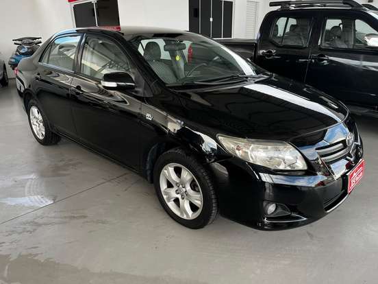 TOYOTA-COROLLA-2011