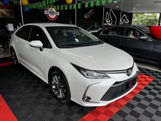 TOYOTA COROLLA 2.0 VVT-IE FLEX XEI DIRECT SHIFT TOYOTA COROLLA 2.0 VVT-IE FLEX XEI DIRECT SHIFT