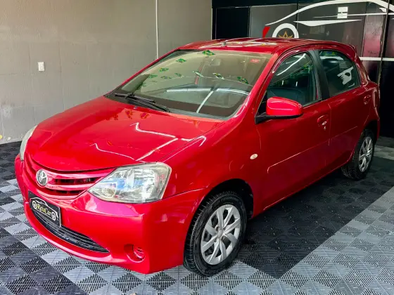 TOYOTA ETIOS 1.5 XS 16V FLEX 4P MANUAL TOYOTA ETIOS 1.5 XS 16V FLEX 4P MANUAL