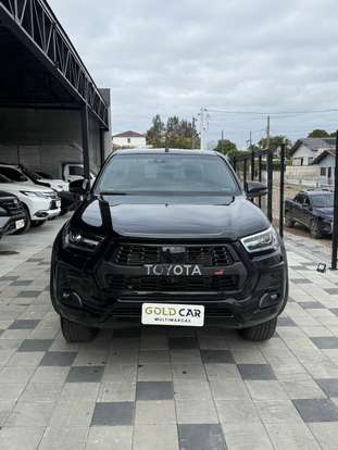 TOYOTA-HILUX-2022
