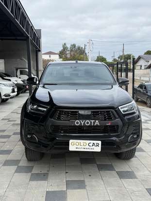 TOYOTA-HILUX-2022