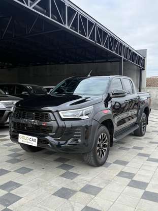 TOYOTA-HILUX-2022