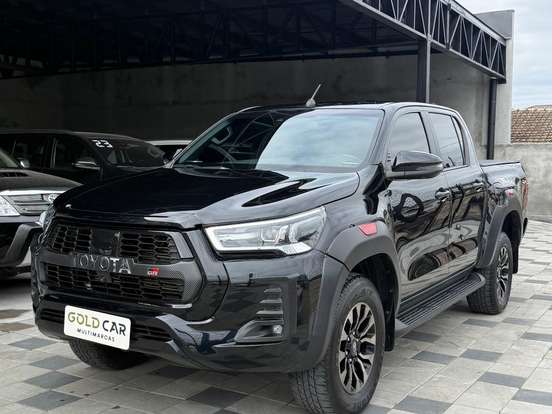 TOYOTA-HILUX-2.8 D-4D TURBO DIESEL CD GR-S 4X4 AUTOMÁTICO TOYOTA-HILUX-2022