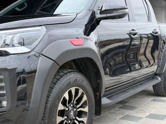 TOYOTA-HILUX-2.8 D-4D TURBO DIESEL CD GR-S 4X4 AUTOMÁTICO TOYOTA-HILUX-2022