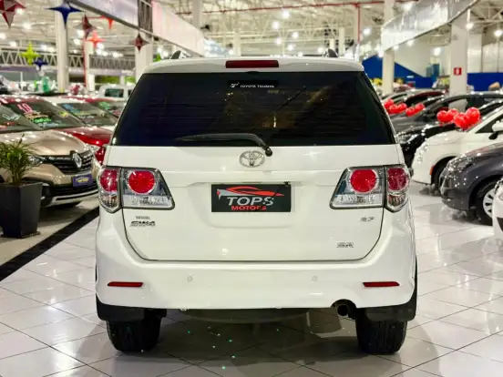 TOYOTA-HILUX SW4-2012