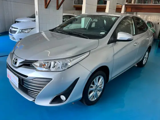 TOYOTA YARIS 1.5 16V FLEX SEDAN XL MULTIDRIVE