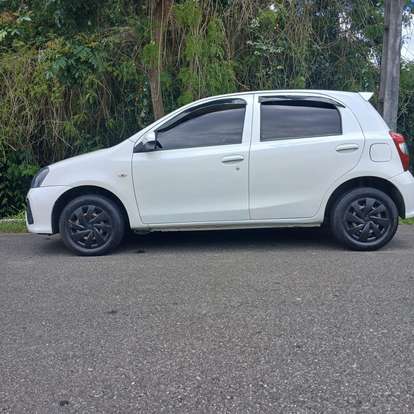 TOYOTA-ETIOS-1.3 X 16V FLEX 4P AUTOMÁTICO TOYOTA-ETIOS-2018