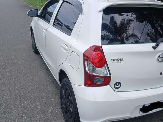 TOYOTA-ETIOS-1.3 X 16V FLEX 4P AUTOMÁTICO TOYOTA-ETIOS-2018