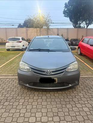 TOYOTA-ETIOS-2015