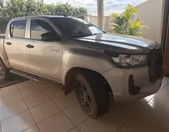 TOYOTA HILUX 2.8 D-4D TURBO DIESEL CD POWER PACK 4X4 MANUAL TOYOTA HILUX 2.8 D-4D TURBO DIESEL CD POWER PACK 4X4 MANUAL