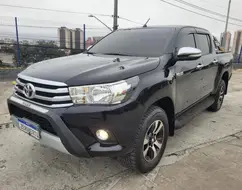 TOYOTA HILUX 2.8 SR 4X4 CD 16V DIESEL 4P AUTOMÁTICO TOYOTA HILUX 2.8 SR 4X4 CD 16V DIESEL 4P AUTOMÁTICO