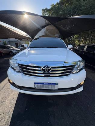TOYOTA HILUX SW4 2.7 SR 4X2 16V FLEX 4P AUTOMÁTICO