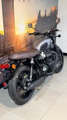 TRIUMPH-BONNEVILLE T120 BLACK 1200 TRIUMPH-BONNEVILLE T120 BLACK 1200-2026