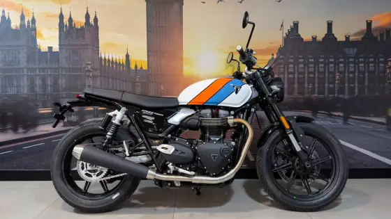 TRIUMPH SPEED TWIN 900 