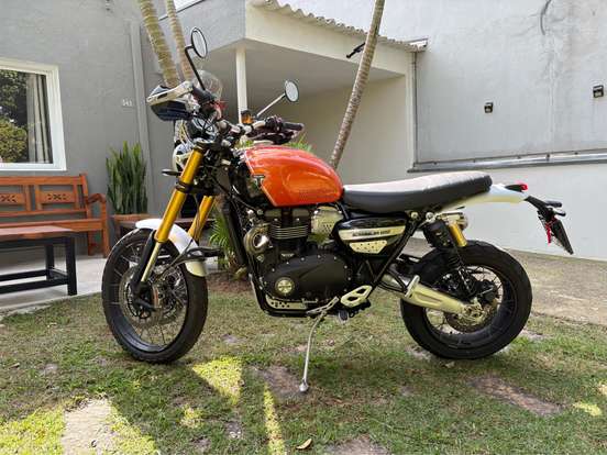 TRIUMPH-BONNEVILLE SCRAMBLER 1200 XE TRIUMPH-BONNEVILLE SCRAMBLER 1200 XE-2025