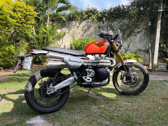 TRIUMPH-BONNEVILLE SCRAMBLER 1200 XE-2025