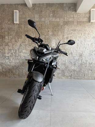 TRIUMPH-STREET TRIPLE R ABS-2024