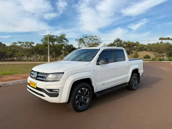 VOLKSWAGEN AMAROK 3.0 V6 TDI DIESEL HIGHLINE CD 4MOTION AUTOMÁTICO
