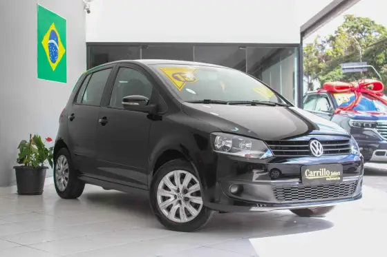 VOLKSWAGEN FOX 1.0 MI TREND 8V FLEX 4P MANUAL VOLKSWAGEN FOX 1.0 MI TREND 8V FLEX 4P MANUAL