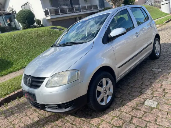 VOLKSWAGEN FOX 1.6 MI PLUS 8V FLEX 4P MANUAL VOLKSWAGEN FOX 1.6 MI PLUS 8V FLEX 4P MANUAL