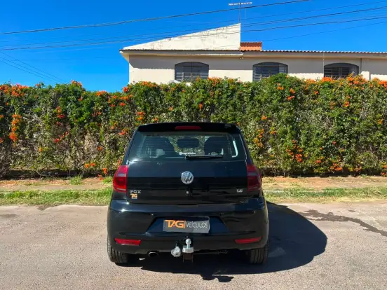 VOLKSWAGEN-FOX-2013