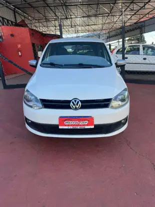 VOLKSWAGEN-FOX-2013