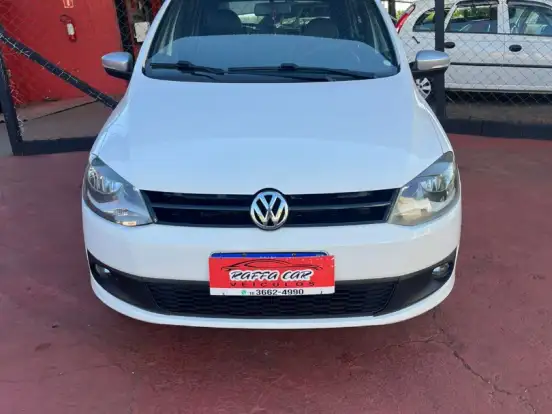 VOLKSWAGEN-FOX-1.6 MI ROCK IN RIO 8V FLEX 4P MANUAL VOLKSWAGEN-FOX-2013