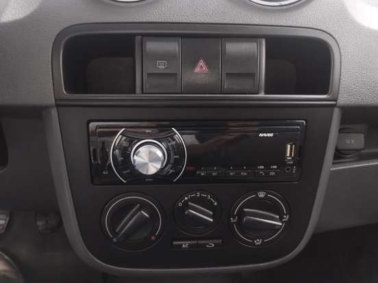 VOLKSWAGEN-GOL-2012