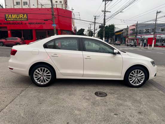 VOLKSWAGEN-JETTA-2.0 TSI HIGHLINE 200CV GASOLINA 4P TIPTRONIC VOLKSWAGEN-JETTA-2011