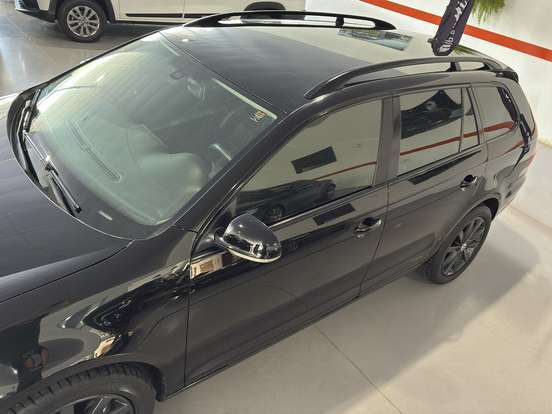 VOLKSWAGEN-JETTA-2.5 I VARIANT 20V 170CV GASOLINA 4P TIPTRONIC VOLKSWAGEN-JETTA-2010