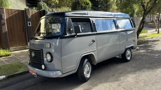 VOLKSWAGEN KOMBI 1.4 MI STD LOTAÇÃO 8V FLEX 3P MANUAL