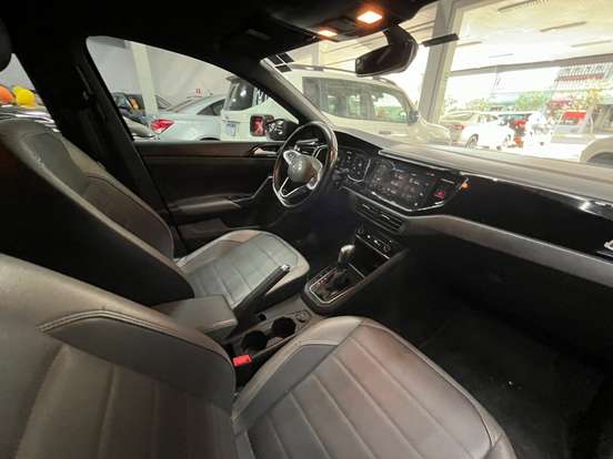 VOLKSWAGEN-NIVUS-1.0 200 TSI TOTAL FLEX HIGHLINE AUTOMÁTICO VOLKSWAGEN-NIVUS-2020