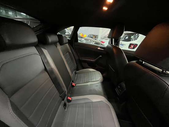 VOLKSWAGEN-NIVUS-1.0 200 TSI TOTAL FLEX HIGHLINE AUTOMÁTICO VOLKSWAGEN-NIVUS-2020